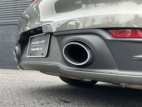 Certified 2022 Porsche 911 Carrera 4 image 24