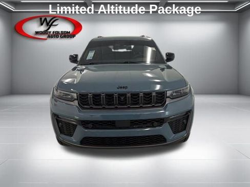 Used 2026 Jeep Grand Cherokee L Limited w/ Trailer Tow Package RWD image 2