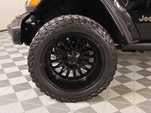 Used 2024 Jeep Wrangler Unlimited Rubicon 392 AWD/4WD image 18