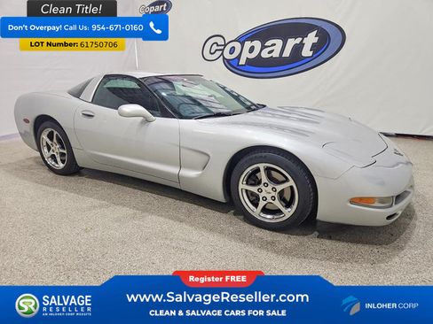 Used 2003 Chevrolet Corvette Coupe w/ Preferred Equipment Group RWD image 5