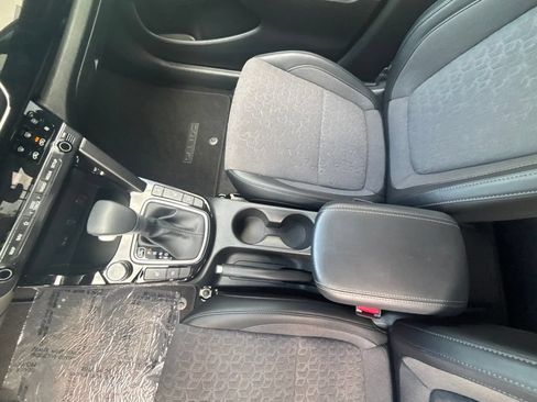 Certified 2025 Kia Seltos S AWD/4WD image 16