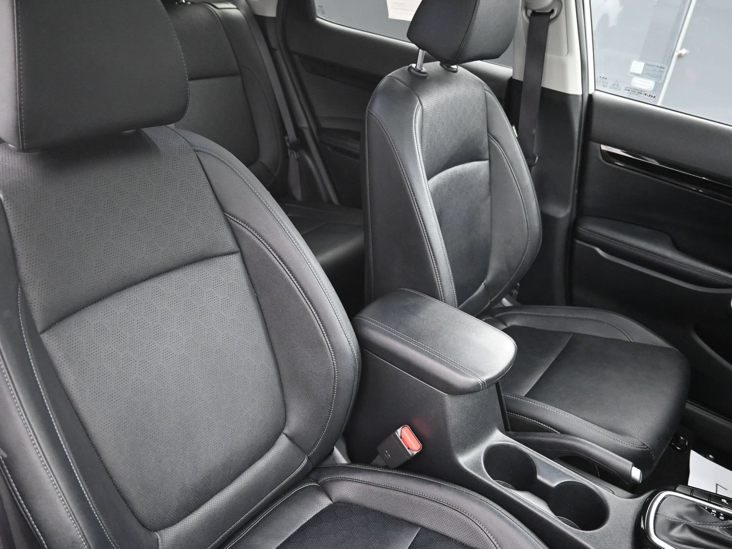 Used 2022 Kia Seltos EX AWD/4WD image 16