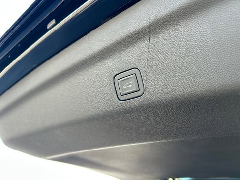 New 2026 GMC Yukon XL Elevation w/ Elevation Premium Package image 37