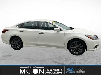 Used 2018 Nissan Altima 2.5 SR w/ SR Special Edition FWD video 1