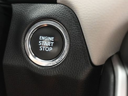 Used 2023 Toyota RAV4 XLE image 31