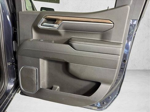 Used 2023 Chevrolet Silverado 1500 LT AWD/4WD image 16