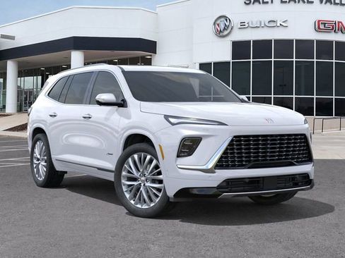 New 2026 Buick Enclave Avenir w/ Super Cruise Package image 8