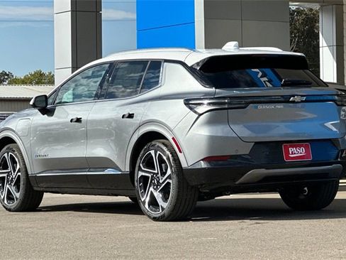 New 2026 Chevrolet Equinox EV LT image 7