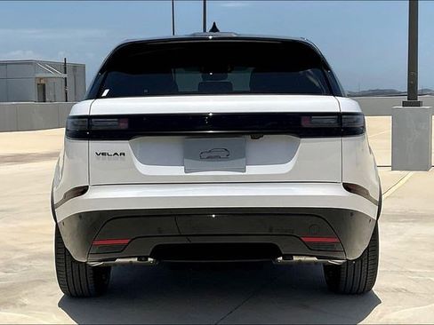 New 2026 Land Rover Range Rover Velar Dynamic SE image 4