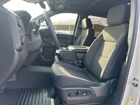 New 2026 Chevrolet Silverado 1500 Custom Trail Boss w/ LPO, Dark Essentials Package image 9