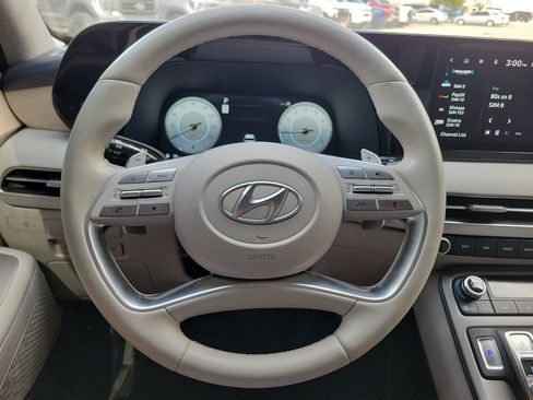 Used 2023 Hyundai Palisade Limited w/ Cargo Package AWD/4WD image 19