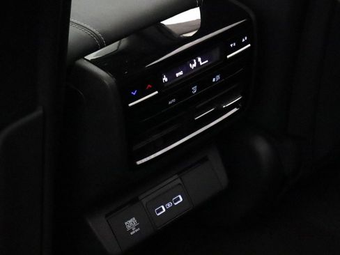 Certified 2023 Acura MDX SH-AWD w/ Technology Package image 10