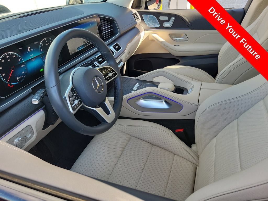 Used 2020 Mercedes-Benz GLE 450 4MATIC image 3