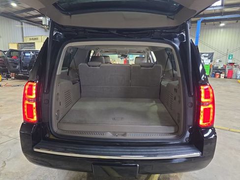 Used 2020 Chevrolet Suburban Premier w/ Max Trailering Package AWD/4WD image 14