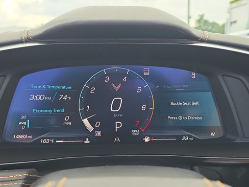 Used 2022 Chevrolet Corvette Stingray Premium Conv w/ Z51 Performance Package RWD image 22