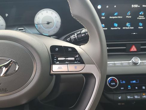 Certified 2023 Hyundai Elantra SEL w/ Convenience Package image 26