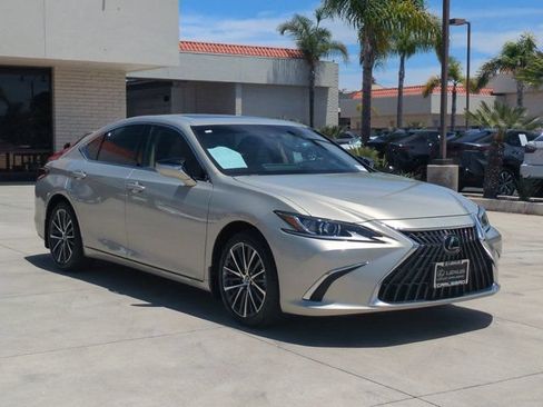 Used 2024 Lexus ES 350 w/ Premium Package FWD image 3