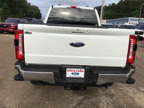 New 2026 Ford F250 Lariat w/ Chrome Package AWD/4WD image 9