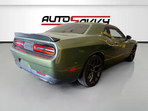 Used 2021 Dodge Challenger GT w/ Driver Convenience Group RWD image 7