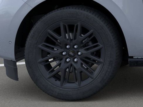 New 2026 Ford Expedition Max Platinum image 19