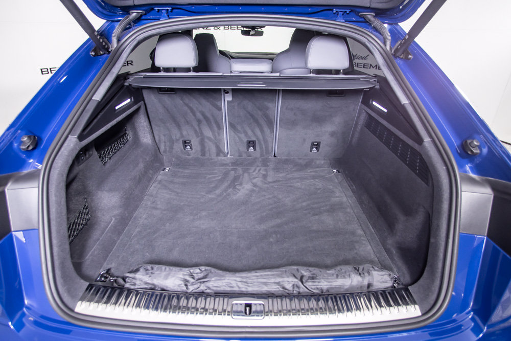 Used 2025 Audi SQ8 Prestige AWD/4WD image 8