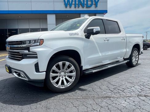 Used 2026 Chevrolet Silverado 1500 LT AWD/4WD image 1