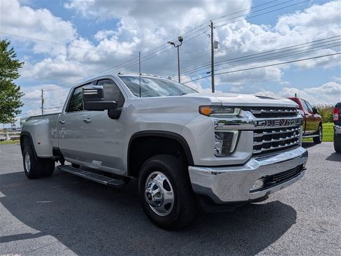 Used 2021 Chevrolet Silverado 3500 LTZ w/ LTZ Plus Package AWD/4WD image 10