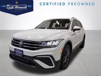 Certified 2022 Volkswagen Tiguan SE w/ Panoramic Sunroof Package