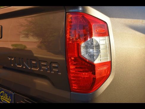 Used 2016 Toyota Tundra SR5 w/ SR5 Upgrade Package image 55