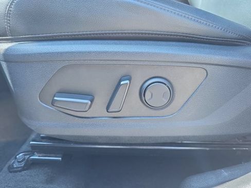 Used 2024 Kia Sportage EX FWD image 12