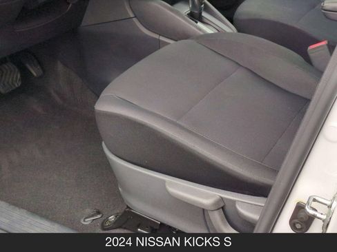 Used 2024 Nissan Kicks S FWD image 15