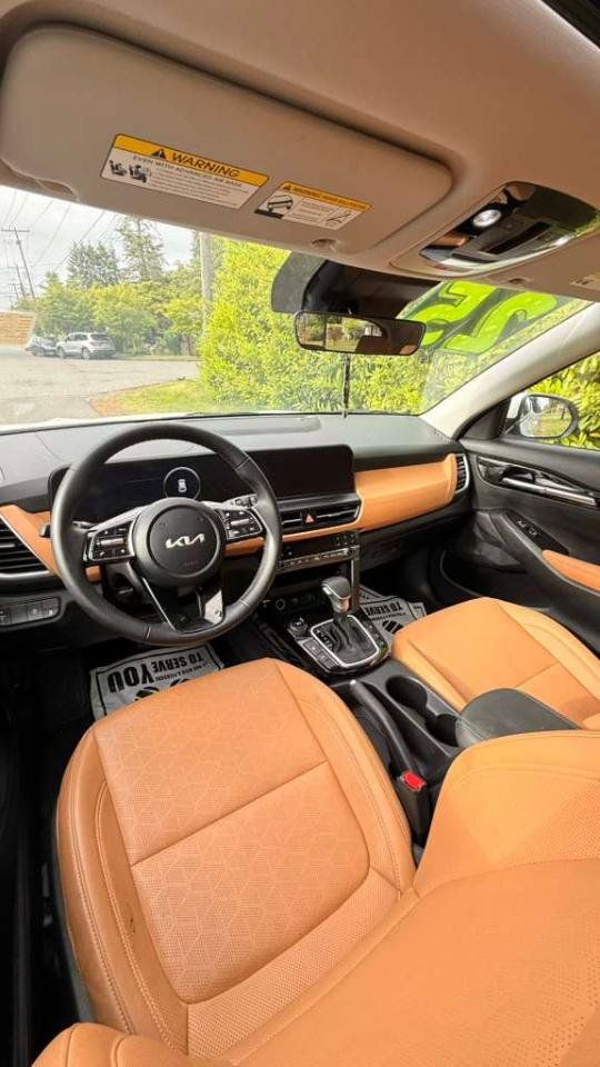 Used 2025 Kia Seltos EX w/ EX Sunroof Package FWD image 4