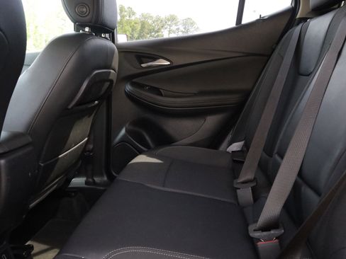 Used 2023 Buick Envision Essence image 17