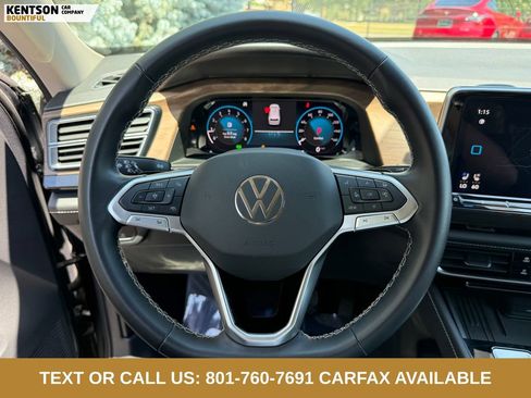 Used 2025 Volkswagen Atlas SE AWD/4WD image 14