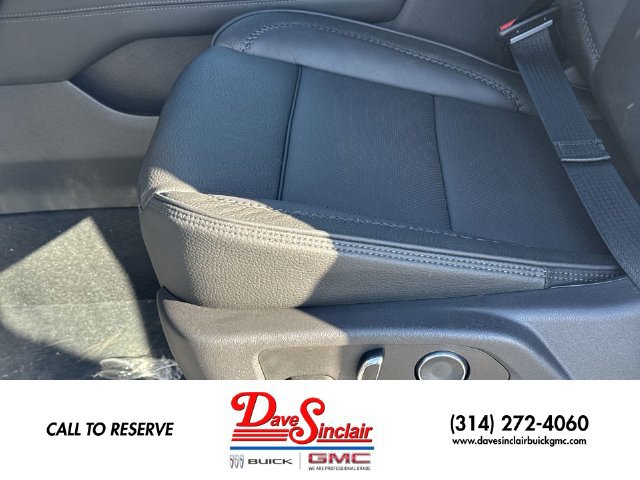 New 2027 GMC Yukon Denali w/ Denali Reserve Package AWD/4WD image 12