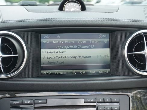 Used 2014 Mercedes-Benz SL 63 AMG image 20