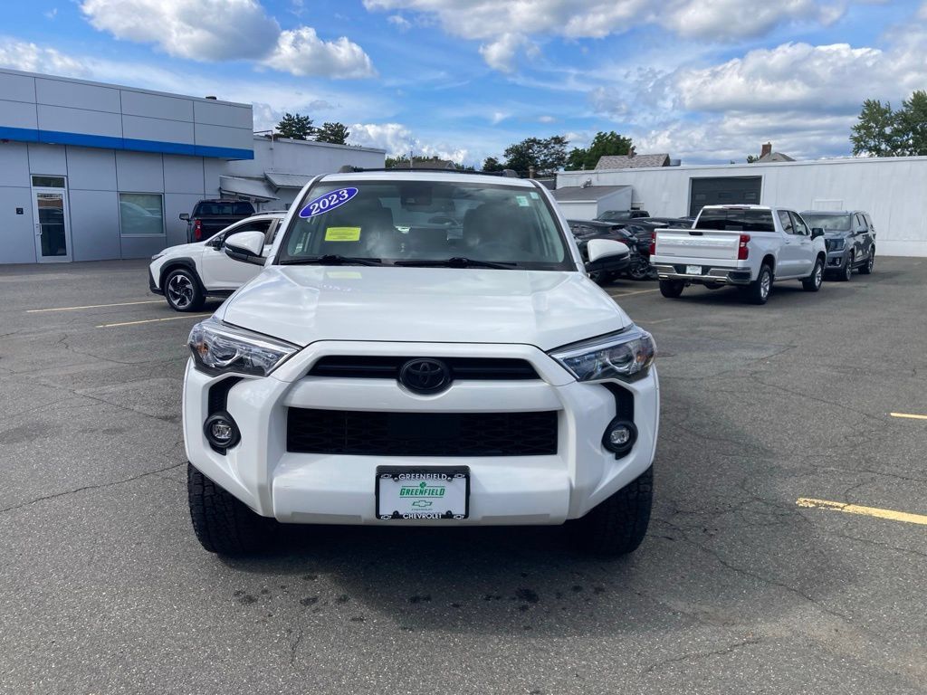 Used 2023 Toyota 4Runner SR5 Premium w/ Moonroof Package AWD/4WD image 2