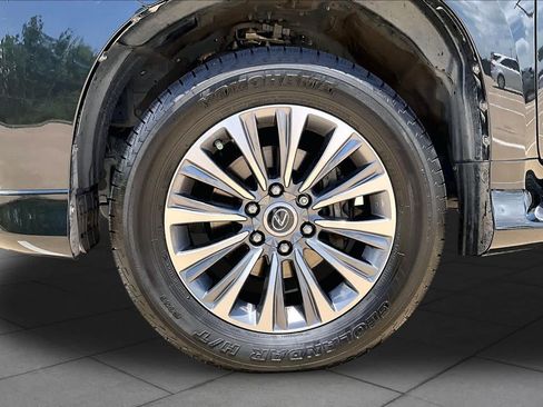 Used 2023 Lexus GX 460 Luxury w/ Accessory Package AWD/4WD image 11