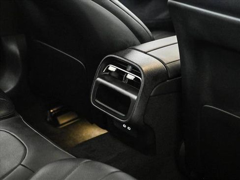 New 2026 Mercedes-Benz E 450 4MATIC Sedan image 19
