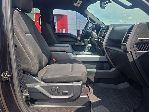 Used 2020 Ford F150 XLT w/ Equipment Group 302A Luxury AWD/4WD image 23