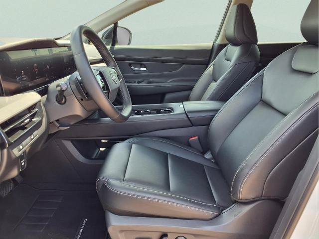Certified 2025 Nissan Murano SV FWD image 10
