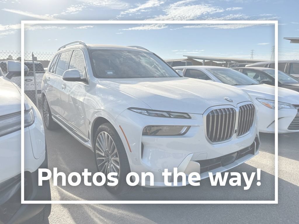 Used 2024 BMW X7 xDrive40i w/ Executive Package AWD/4WD image 1