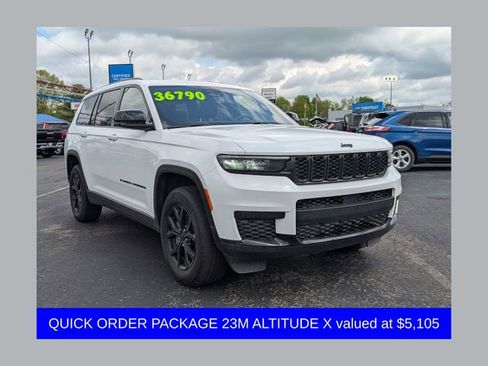 Used 2024 Jeep Grand Cherokee L Altitude AWD/4WD image 1