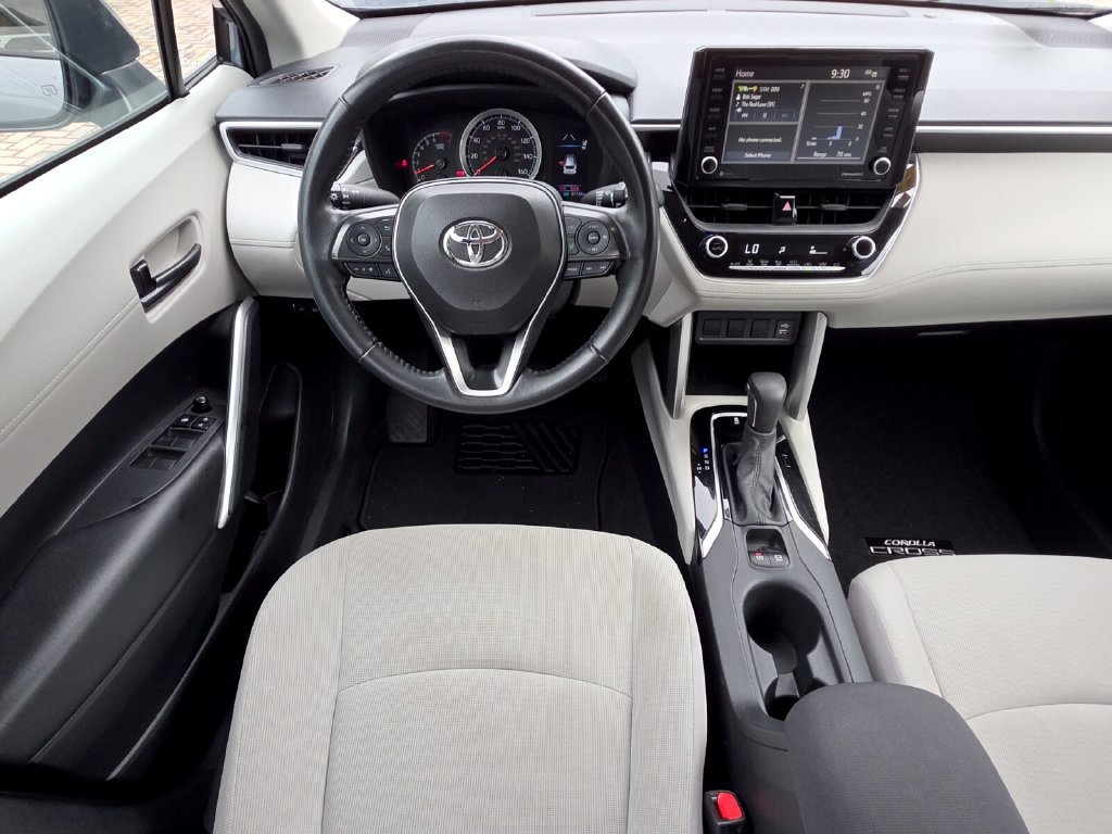 Certified 2022 Toyota Corolla Cross LE FWD image 6