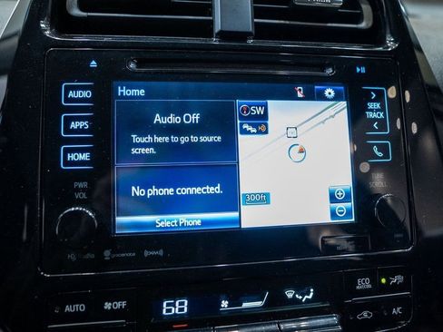 Used 2017 Toyota Prius Three image 24