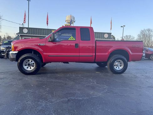 Used 2000 Ford F250 XLT image 2