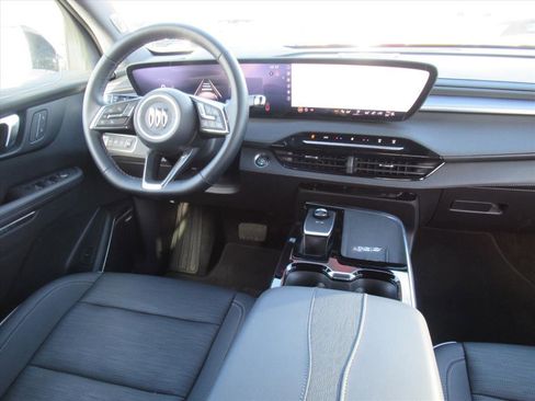 Used 2025 Buick Enclave Sport Touring image 13