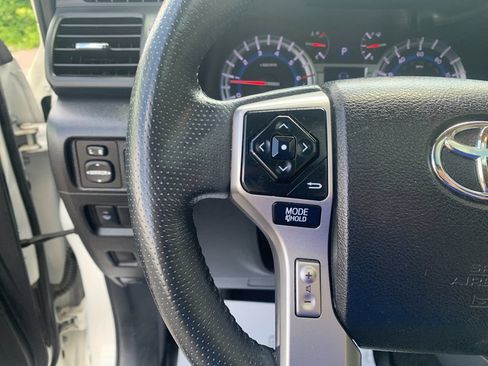 Used 2019 Toyota 4Runner Limited AWD/4WD image 29