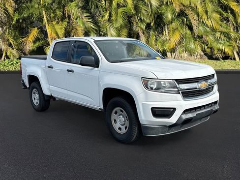 Used 2020 Chevrolet Colorado W/T w/ WT Convenience Package RWD image 2