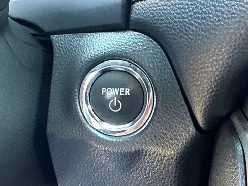 Certified 2025 Toyota RAV4 XLE AWD/4WD image 29